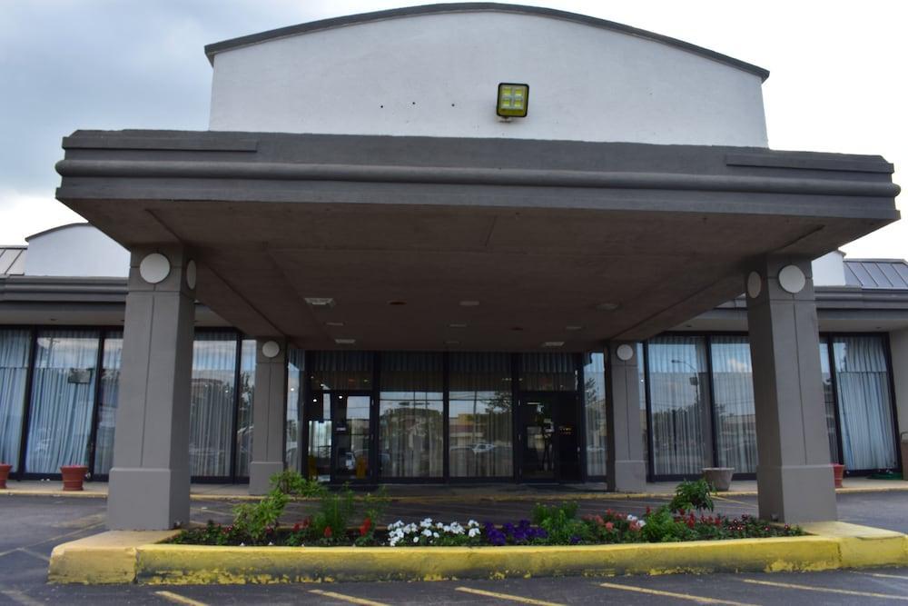 Days Inn Melrose Park/O'Hare South Bagian luar foto