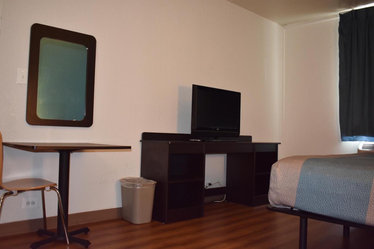 Days Inn Melrose Park/O'Hare South Bagian luar foto