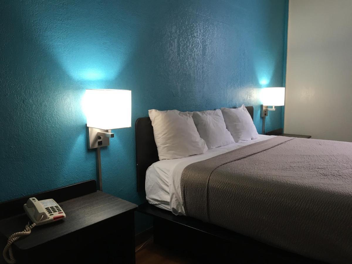 Days Inn Melrose Park/O'Hare South Bagian luar foto