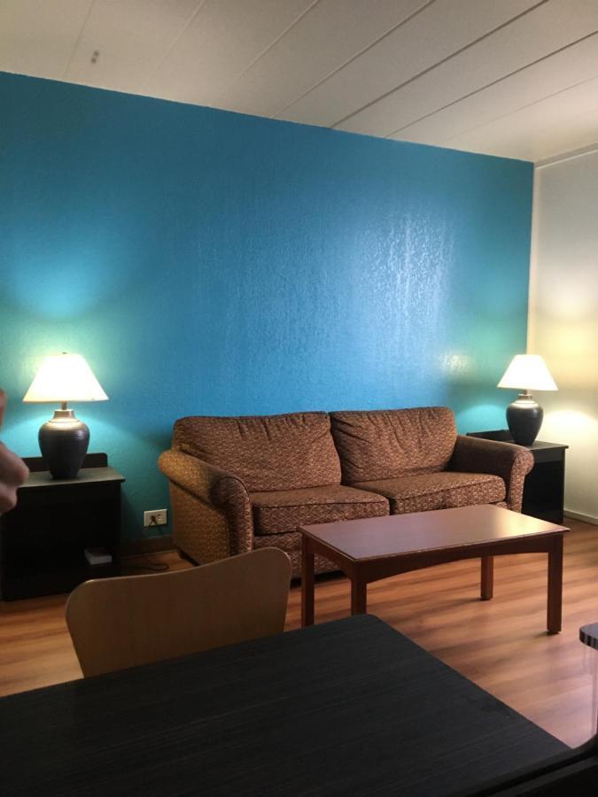 Days Inn Melrose Park/O'Hare South Bagian luar foto