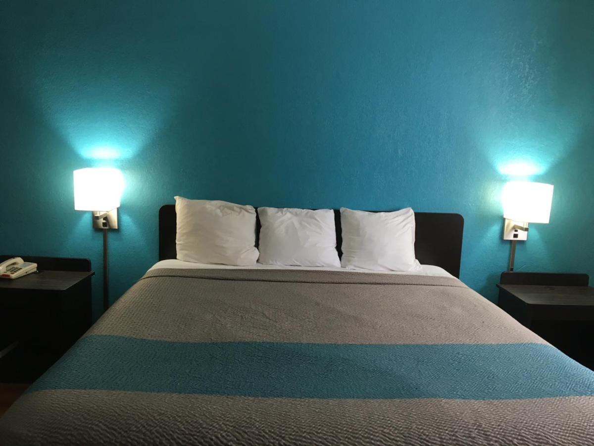 Days Inn Melrose Park/O'Hare South Bagian luar foto
